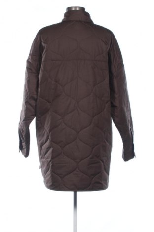 Дамско яке Nike, Размер L, Цвят Кафяв, Цена 155,00 лв.