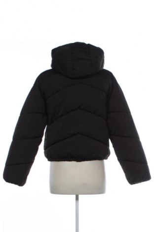 Дамско яке Pull&Bear, Размер S, Цвят Черен, Цена 57,99 лв.