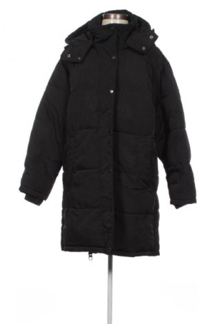 Dámská bunda  Pull&Bear, Velikost M, Barva Černá, Cena  619,00 Kč