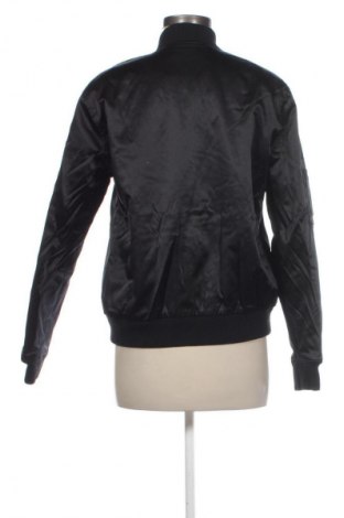 Дамско яке Soaked In Luxury, Размер XL, Цвят Черен, Цена 47,99 лв.