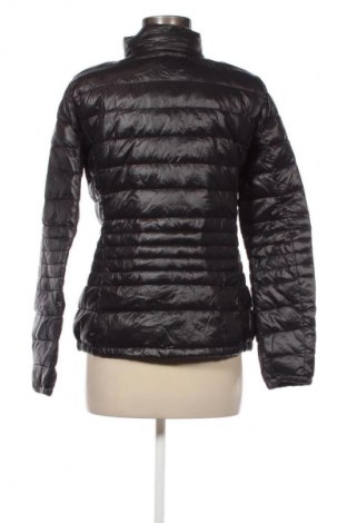 Дамско яке United Colors Of Benetton, Размер M, Цвят Черен, Цена 62,99 лв.