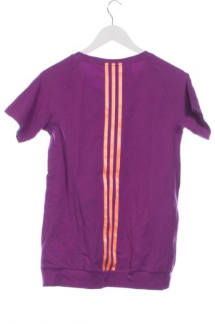 Dziecięcy T-shirt Adidas, Rozmiar 15-18y/ 170-176 cm, Kolor Fioletowy, Cena 128,76 zł