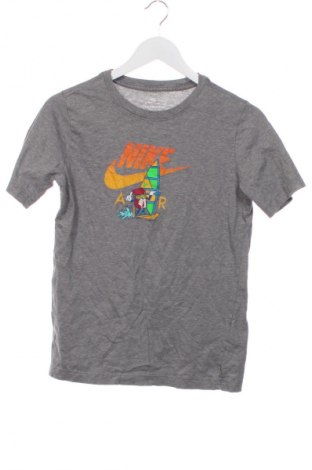 Dětské tričko  Nike, Velikost 12-13y/ 158-164 cm, Barva Vícebarevné, Cena  409,00 Kč