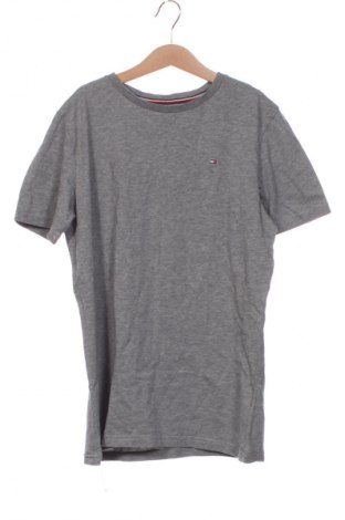 Dětské tričko  Tommy Hilfiger, Velikost 13-14y/ 164-168 cm, Barva Šedá, Cena  559,00 Kč