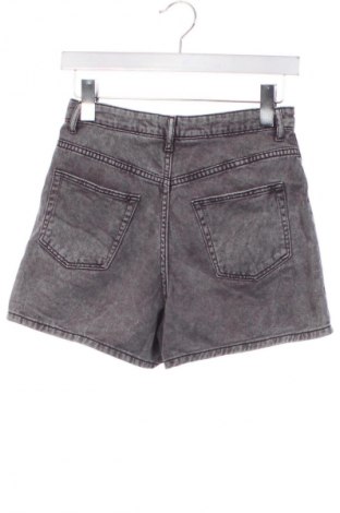 Kinder Shorts H&M, Größe 14-15y/ 168-170 cm, Farbe Grau, Preis 7,00 €