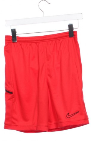 Kinder Shorts Nike, Größe 10-11y/ 146-152 cm, Farbe Rot, Preis 13,99 €