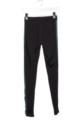 Детски клин Bekkin, Размер 12-13y/ 158-164 см, Цвят Черен, Цена 12,99 лв.