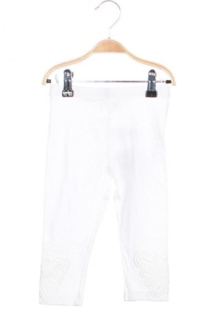 Детски клин C&A, Размер 3-4y/ 104-110 см, Цвят Бял, Цена 13,99 лв.