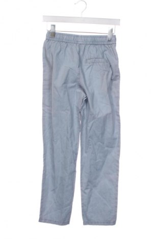 Детски панталон Reserved, Размер 9-10y/ 140-146 см, Цвят Син, Цена 17,99 лв.