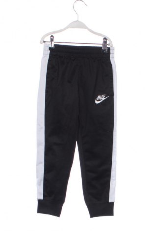 Kinder Sporthose Nike, Größe 3-4y/ 104-110 cm, Farbe Mehrfarbig, Preis 41,99 €