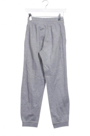 Detské tepláky Nike, Veľkosť 14-15y/ 168-170 cm, Farba Sivá, Cena  25,52 €