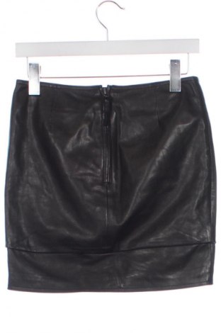 Δερμάτινη φούστα Gestuz, Μέγεθος XS, Χρώμα Μαύρο, Τιμή 246,37 €
