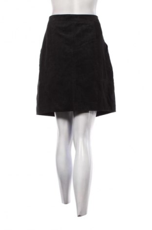 Δερμάτινη φούστα Vero Moda, Μέγεθος XL, Χρώμα Μαύρο, Τιμή 10,23 €