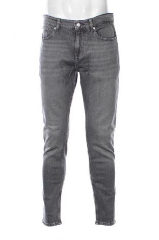 Ανδρικό τζίν Tommy Jeans, Μέγεθος L, Χρώμα Γκρί, Τιμή 107,99 €