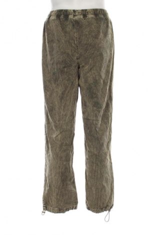 Herren Cordhose Boohoo, Größe M, Farbe Grün, Preis 11,99 €