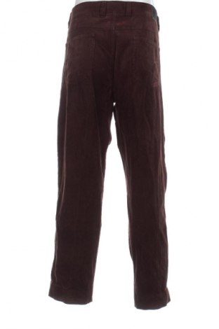 Pantaloni raiați de bărbați C.Comberti, Mărime XL, Culoare Maro, Preț 53,99 Lei