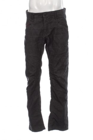 Herren Cordhose Celio, Größe M, Farbe Schwarz, Preis 11,99 €