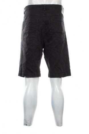 Pantaloni scurți de bărbați Cars, Mărime XL, Culoare Negru, Preț 48,99 Lei