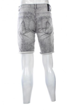 Pantaloni scurți de bărbați Chasin', Mărime M, Culoare Gri, Preț 129,99 Lei