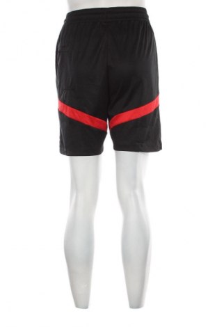 Pantaloni scurți de bărbați Nike, Mărime S, Culoare Negru, Preț 78,99 Lei