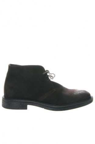 Férfi cipők
 Old Signature, Méret 42, Szín Barna, Ár 28 259 Ft