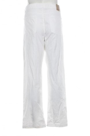 Herrenhose Brax, Größe XL, Farbe Weiß, Preis 34,78 €