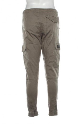 Herrenhose Pull&Bear, Größe M, Farbe Grün, Preis 20,00 €