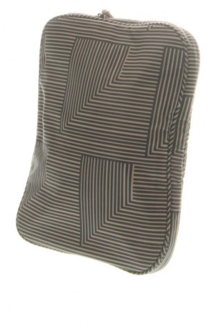 Kosmetyczka Unbranded, Kolor Kolorowy, Cena 46,99 zł