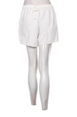 Pyjama Zara, Größe L, Farbe Weiß, Preis 15,35 €