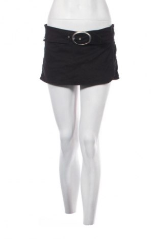 Пола - панталон BDG, Размер M, Цвят Черен, Цена 41,99 лв.