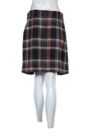 Пола Adagio, Размер M, Цвят Многоцветен, Цена 10,99 лв.