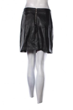 Sukně Amisu, Velikost S, Barva Černá, Cena  241,00 Kč