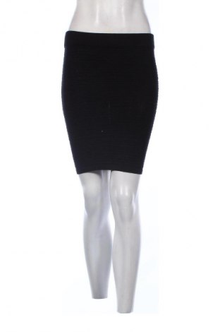 Пола Amisu, Размер S, Цвят Черен, Цена 19,00 лв.