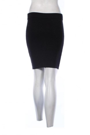 Пола Amisu, Размер S, Цвят Черен, Цена 19,00 лв.