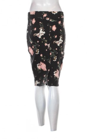 Пола Amisu, Размер S, Цвят Многоцветен, Цена 36,00 лв.