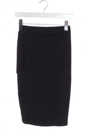 Sukně Amisu, Velikost M, Barva Černá, Cena  241,00 Kč