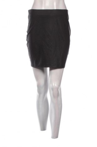 Пола Amisu, Размер M, Цвят Черен, Цена 17,99 лв.