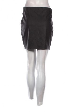 Пола Amisu, Размер M, Цвят Черен, Цена 17,99 лв.