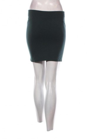 Spódnica Bershka, Rozmiar M, Kolor Zielony, Cena 43,68 zł
