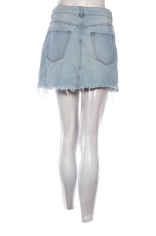 Пола Bershka, Размер M, Цвят Син, Цена 26,99 лв.