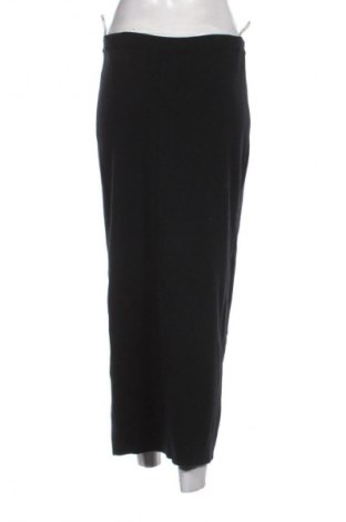 Пола C&A, Размер M, Цвят Черен, Цена 17,99 лв.