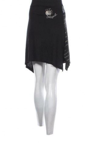 Пола Desigual, Размер L, Цвят Многоцветен, Цена 51,99 лв.