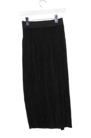 Szoknya Dynamite, Méret XS, Szín Fekete, Ár 8 178 Ft