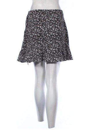 Пола Fb Sister, Размер M, Цвят Многоцветен, Цена 19,00 лв.