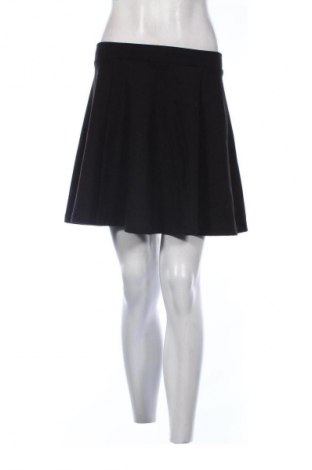 Пола Fb Sister, Размер M, Цвят Черен, Цена 19,00 лв.