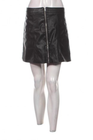 Пола H&M Divided, Размер M, Цвят Черен, Цена 17,99 лв.