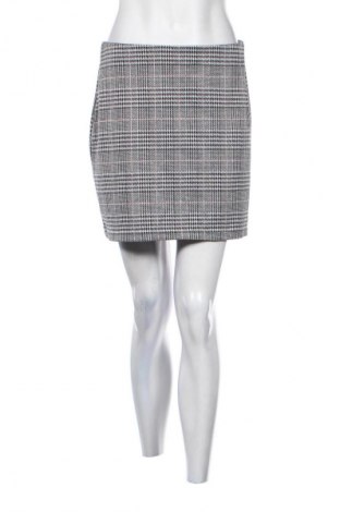 Пола H&M Divided, Размер M, Цвят Многоцветен, Цена 19,55 лв.