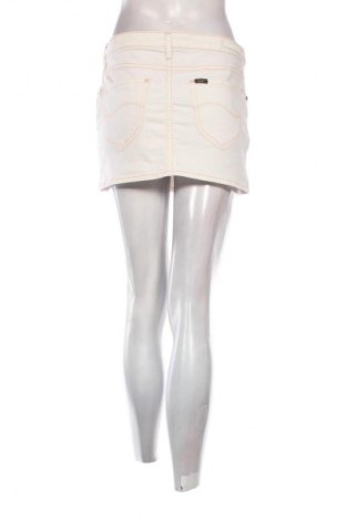 Пола Lee, Размер M, Цвят Екрю, Цена 50,99 лв.