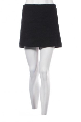 Пола Mango, Размер M, Цвят Черен, Цена 21,99 лв.