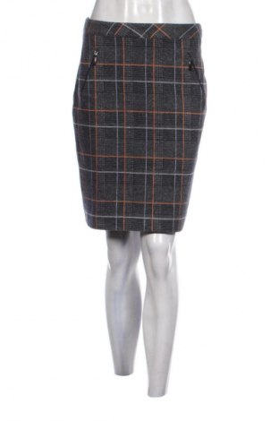 Пола More & More, Размер M, Цвят Многоцветен, Цена 21,99 лв.